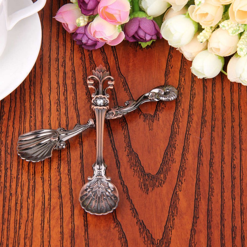 3pcs Retro Fashion Royal Vintage Tea Spoon Coffee Scoops Ice Cream Sponge