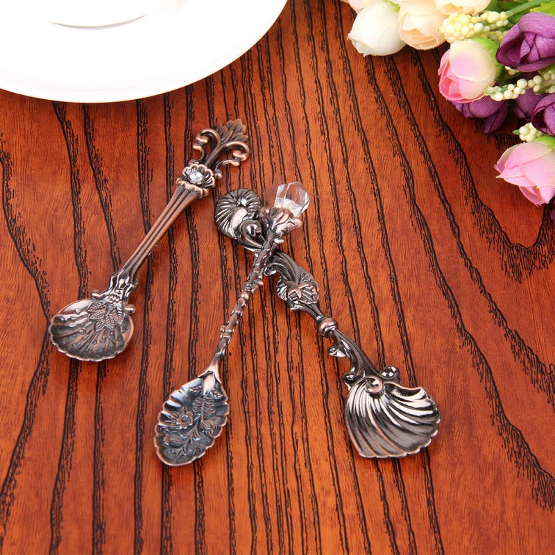 3pcs Retro Fashion Royal Vintage Tea Spoon Coffee Scoops Ice Cream Sponge